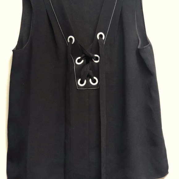 Like New BCBG MAXAZRIA/Size M/Black & White - Picture 1 of 7